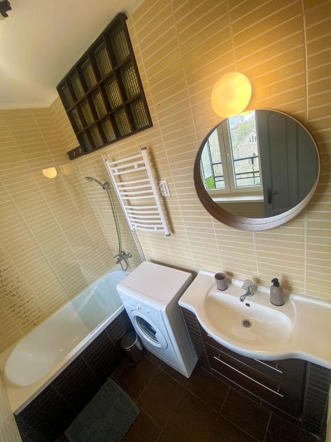 Fresh Smartly Designed Studio Flat & Sunny Balcony Budapest Exterior photo